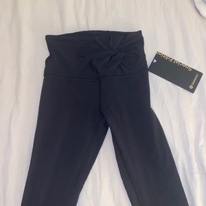 Lululemon Align TwistWaist leggings 28”